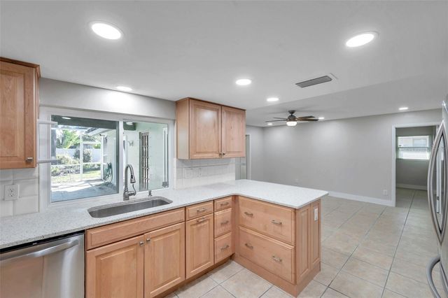 8789 MAPLEWOOD ROAD, Seminole, FL 33777