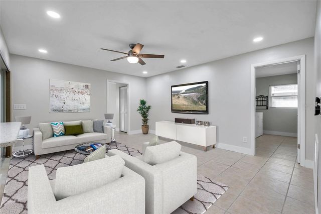 8789 MAPLEWOOD ROAD, Seminole, FL 33777