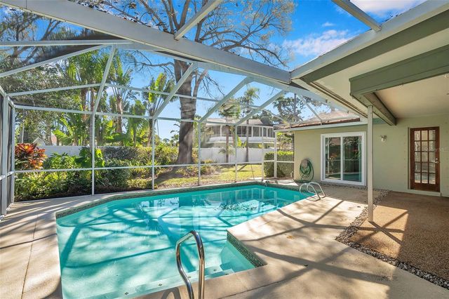 8789 MAPLEWOOD ROAD, Seminole, FL 33777