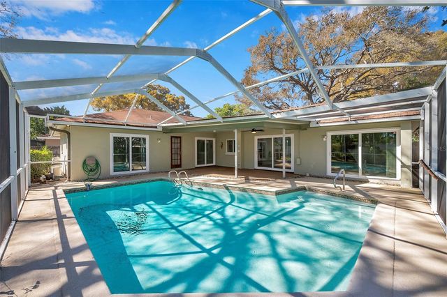 8789 MAPLEWOOD ROAD, Seminole, FL 33777