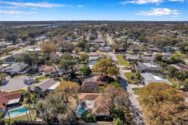 8789 MAPLEWOOD ROAD, Seminole, FL 33777