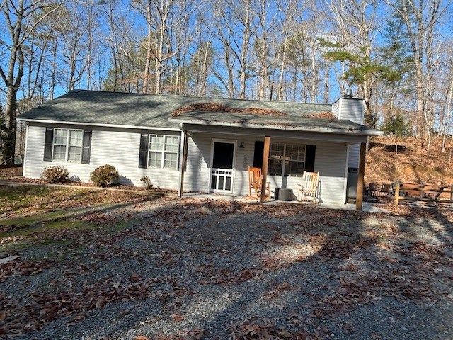 151 Padget Lane, Ellijay, GA 30540