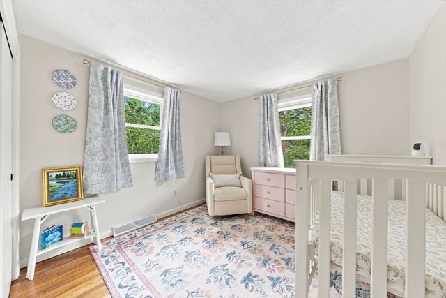 118 Horseneck Rd, Dartmouth, MA 02748