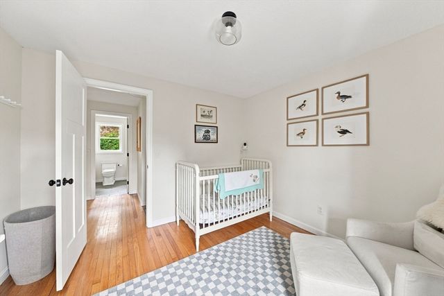 118 Horseneck Rd, Dartmouth, MA 02748