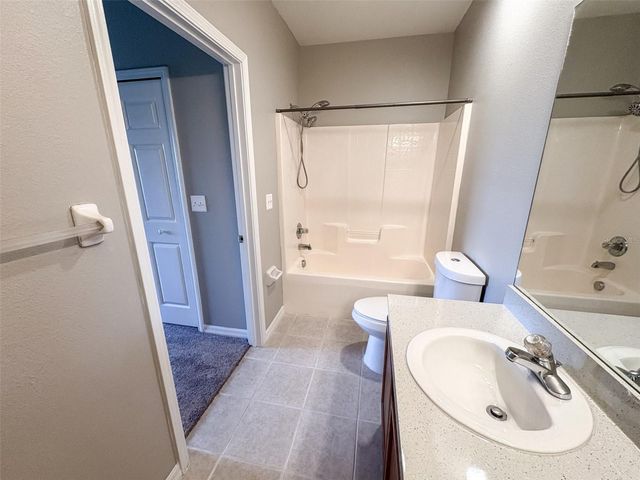 9529 NEWDALE WAY 201, Riverview, FL 33578