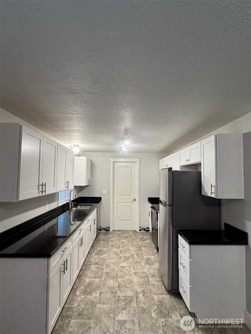 3607 Van Epps Street SE, Olympia, WA 98501