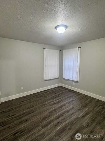 3607 Van Epps Street SE, Olympia, WA 98501