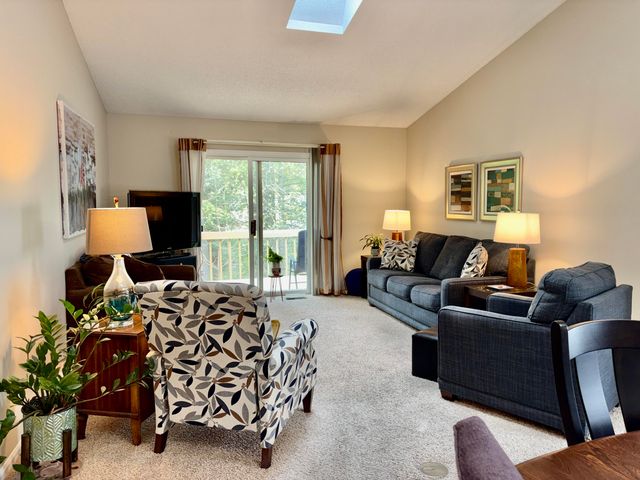 1019 Hidden Creek Drive 17, Norton Shores City, MI 49441
