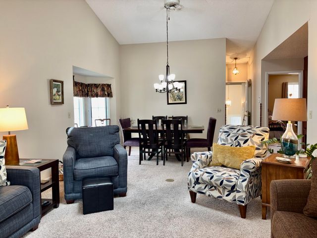 1019 Hidden Creek Drive 17, Norton Shores City, MI 49441