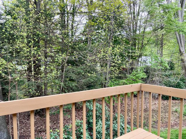 1019 Hidden Creek Drive 17, Norton Shores City, MI 49441