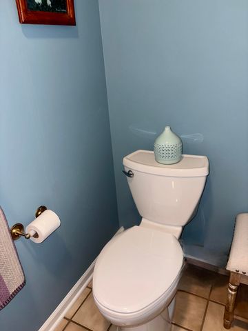 1019 Hidden Creek Drive 17, Norton Shores City, MI 49441