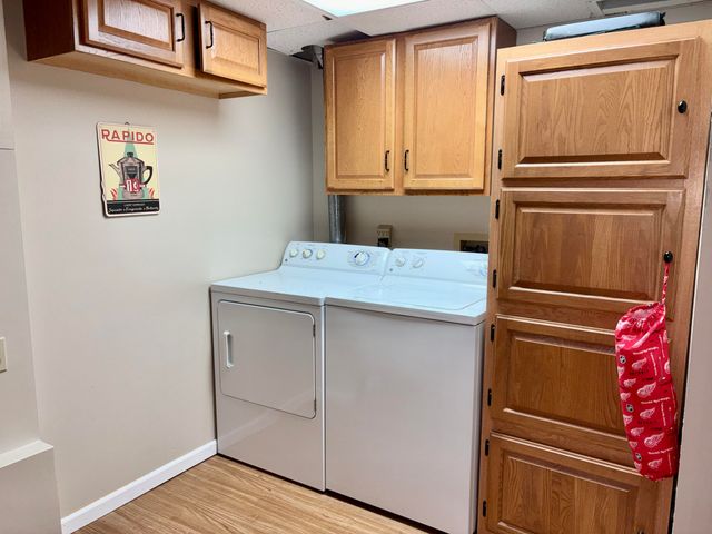 1019 Hidden Creek Drive 17, Norton Shores City, MI 49441