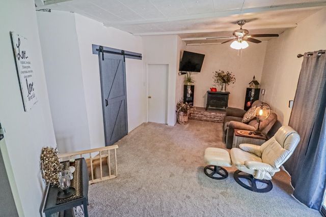 211 N Pine St, Inman, KS 67546