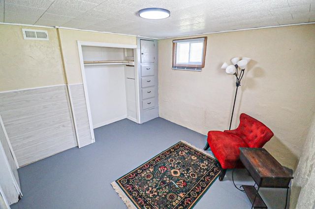 211 N Pine St, Inman, KS 67546