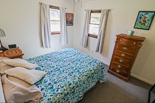 211 N Pine St, Inman, KS 67546