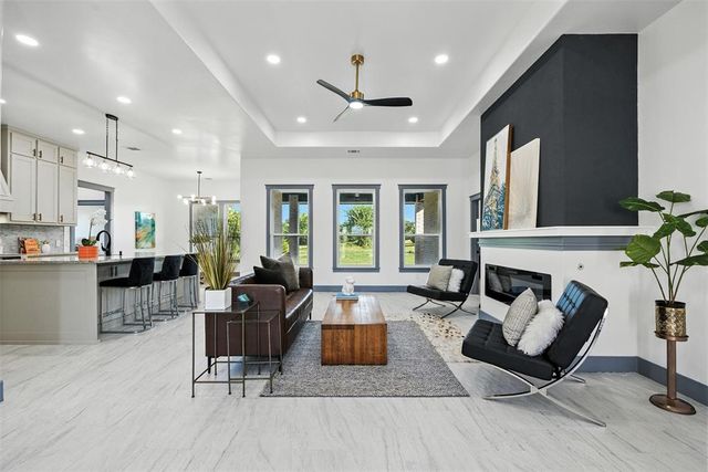 2432 Raven Circle, Blanchard, OK 73010