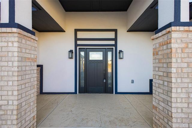 2432 Raven Circle, Blanchard, OK 73010