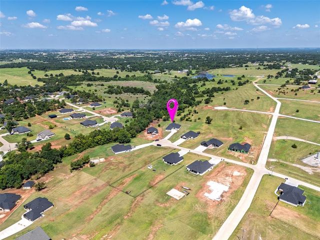 2432 Raven Circle, Blanchard, OK 73010