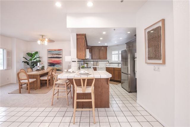 2209 Robinson St A, Redondo Beach, CA 90278