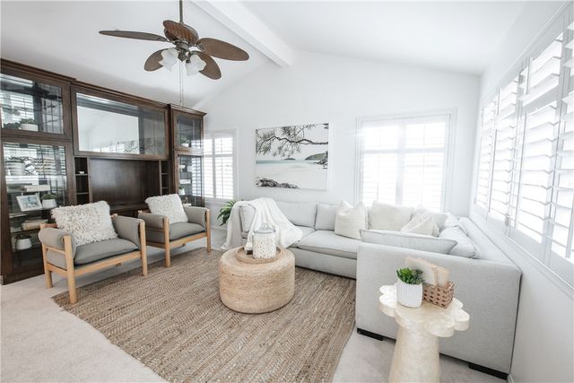 2209 Robinson St A, Redondo Beach, CA 90278