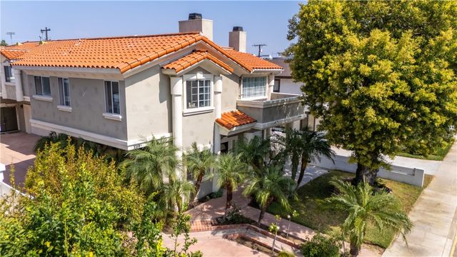2209 Robinson St A, Redondo Beach, CA 90278