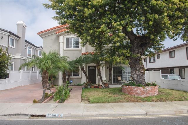 2209 Robinson St A, Redondo Beach, CA 90278