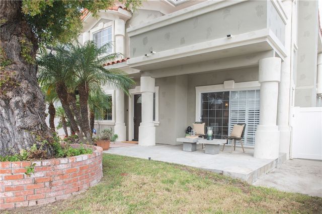 2209 Robinson St A, Redondo Beach, CA 90278