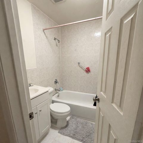 171 Beach 29th Street, Far Rockaway, NY 11691