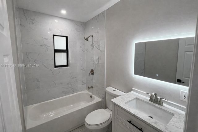 607 SW 10th St, Fort Lauderdale, FL 33315