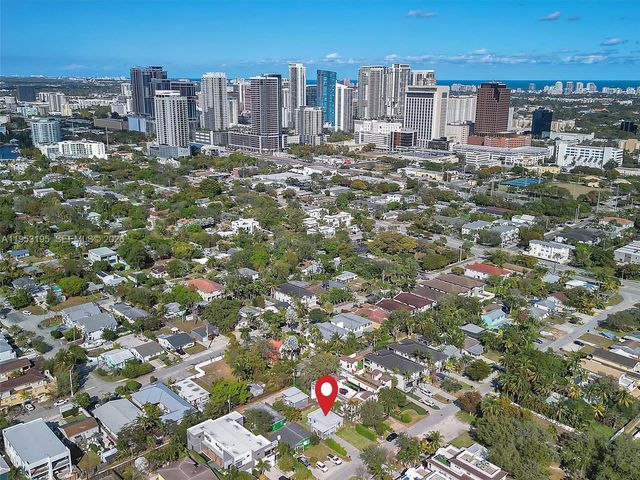 607 SW 10th St, Fort Lauderdale, FL 33315