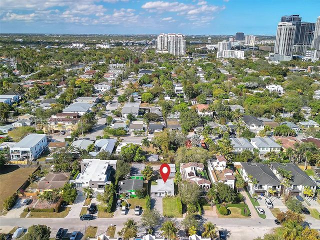 607 SW 10th St, Fort Lauderdale, FL 33315