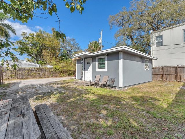 607 SW 10th St, Fort Lauderdale, FL 33315