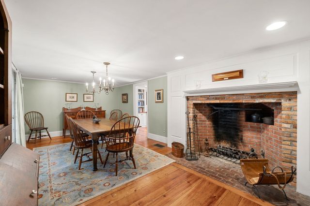 2 Sandy Pond Rd, Lincoln, MA 01773