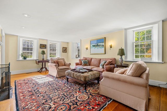 2 Sandy Pond Rd, Lincoln, MA 01773