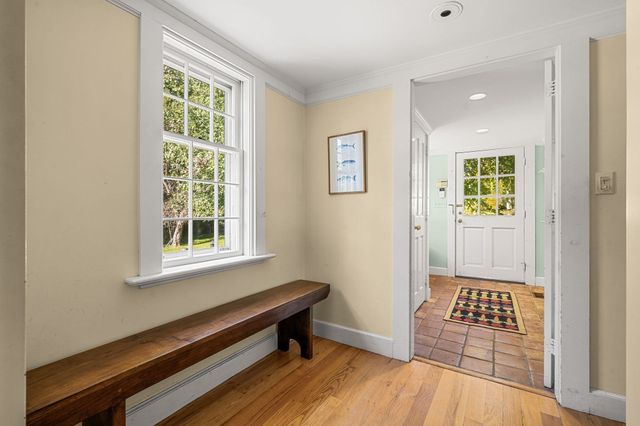 2 Sandy Pond Rd, Lincoln, MA 01773