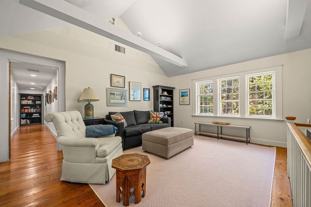 2 Sandy Pond Rd, Lincoln, MA 01773