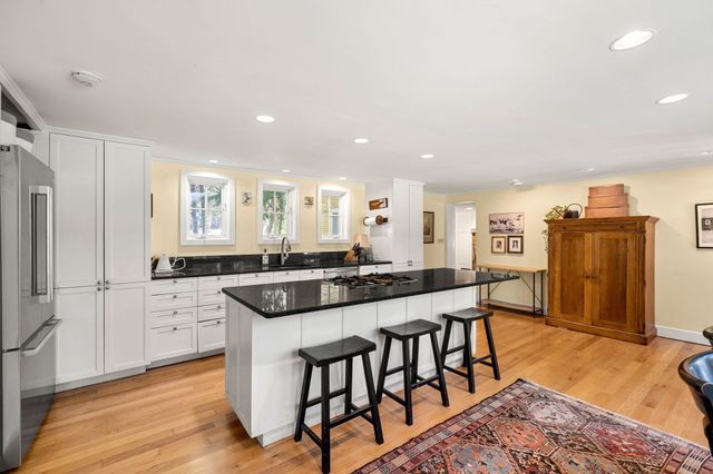 2 Sandy Pond Rd, Lincoln, MA 01773