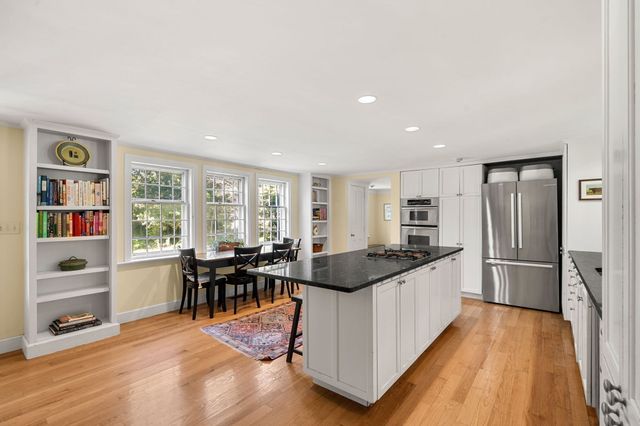 2 Sandy Pond Rd, Lincoln, MA 01773