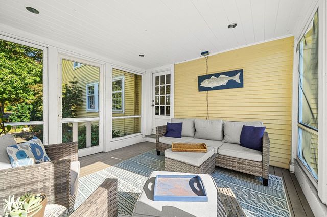 2 Sandy Pond Rd, Lincoln, MA 01773