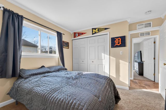 7435 Lathers Street, Westland, MI 48185