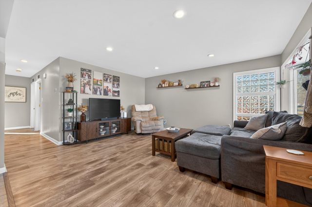 7435 Lathers Street, Westland, MI 48185