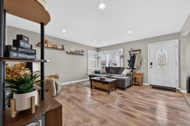 7435 Lathers Street, Westland, MI 48185