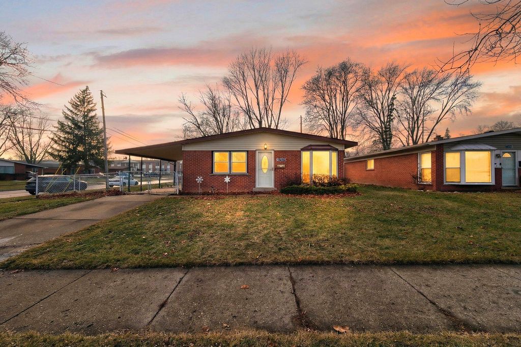 7435 Lathers Street, Westland, MI 48185