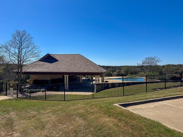 8441 Carnegie Street, Cleburne, TX 76033