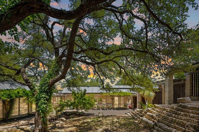 25014 Pedernales Canyon TRL, Spicewood, TX 78669