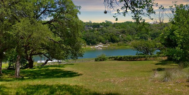 25014 Pedernales Canyon TRL, Spicewood, TX 78669