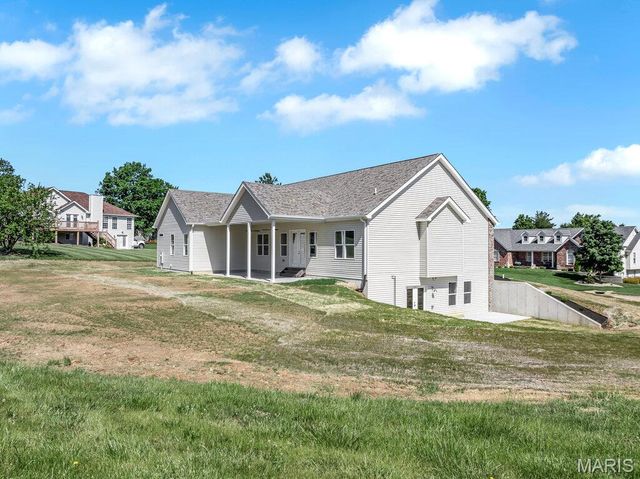 310 Red Wing Court, Troy, MO 63379