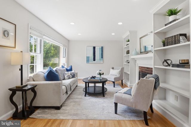 1629 FRANCIS HAMMOND PKWY, Alexandria, VA 22302