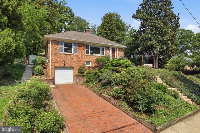 1629 FRANCIS HAMMOND PKWY, Alexandria, VA 22302