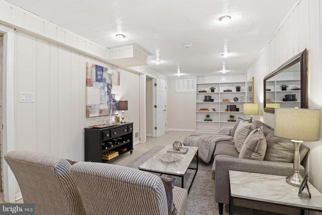 1629 FRANCIS HAMMOND PKWY, Alexandria, VA 22302
